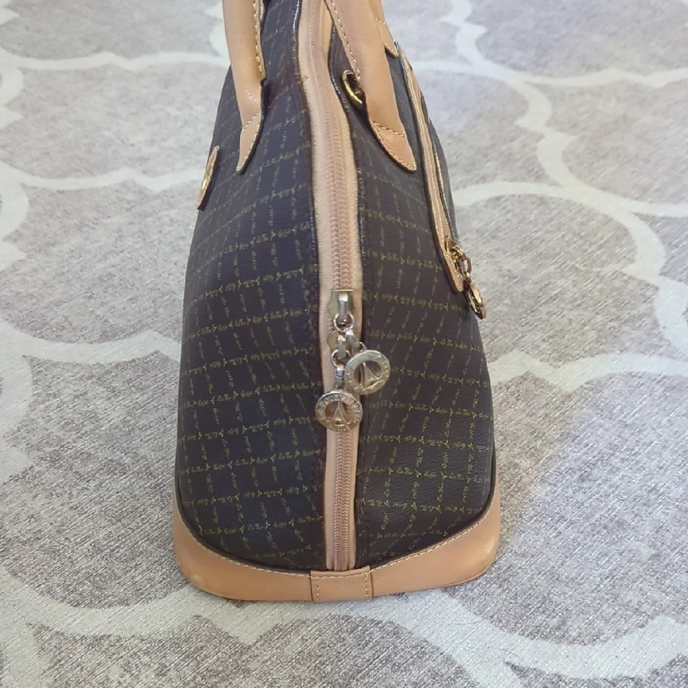 Brown And Tan Leather Patterned Handbag - Picture 5 of 13